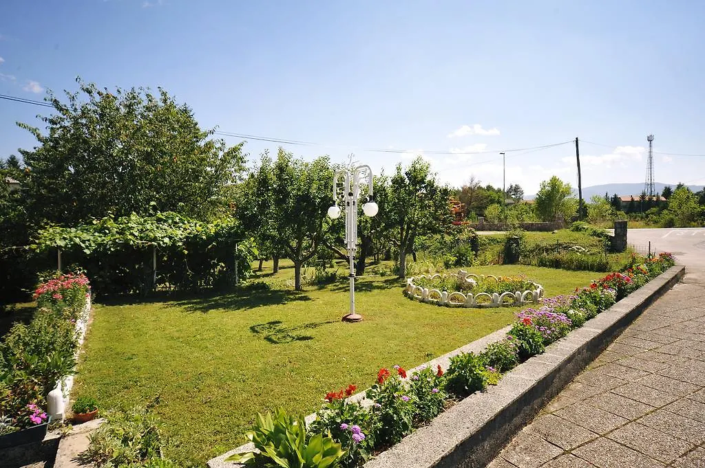Gasthuis Guesthouse Rutar Rupa