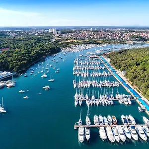 **** Aparthotel Fischerhütte Kroatien
